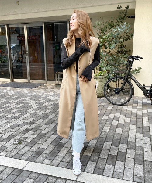 Meli rich(メリーリッチ)の「ラメフレアスリーブプルオーバー(Tシャツ/カットソー・レディース・ベージュ/ブラック/アイボリー・FREE)」の6枚目の写真