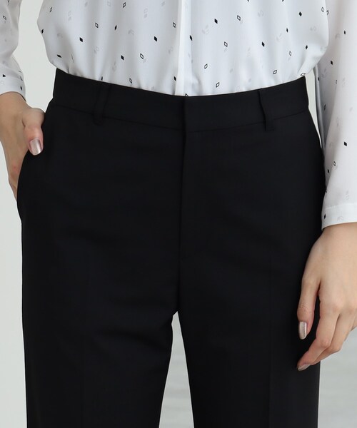 INDIVI(インディヴィ)の「【洗える】ストレートパンツ(その他パンツ・レディース・ブラック/グレー系4・13/36/38/40/19/03/05/15 )」の7枚目の写真
