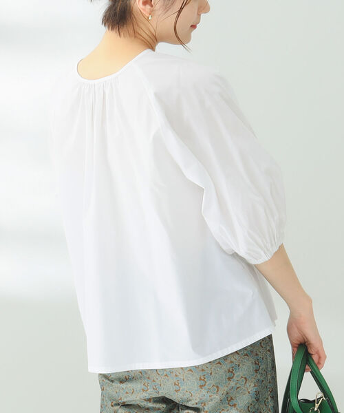 B:MING by BEAMS(ビーミングバイビームス)の「B:MING by BEAMS / 2WAY フォルム ブラウス(シャツ/ブラウス・レディース・ホワイト/ブラック/サックスブルー・SMALL/MEDIUM)」の19枚目の写真