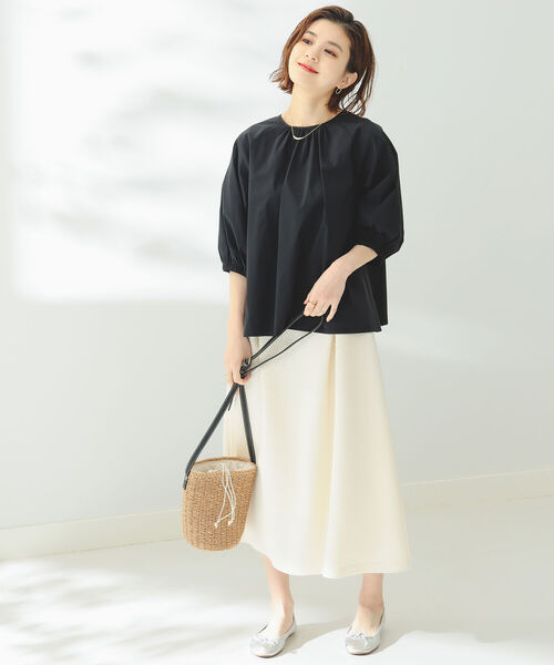 B:MING by BEAMS(ビーミングバイビームス)の「B:MING by BEAMS / 2WAY フォルム ブラウス(シャツ/ブラウス・レディース・ホワイト/ブラック/サックスブルー・SMALL/MEDIUM)」の4枚目の写真