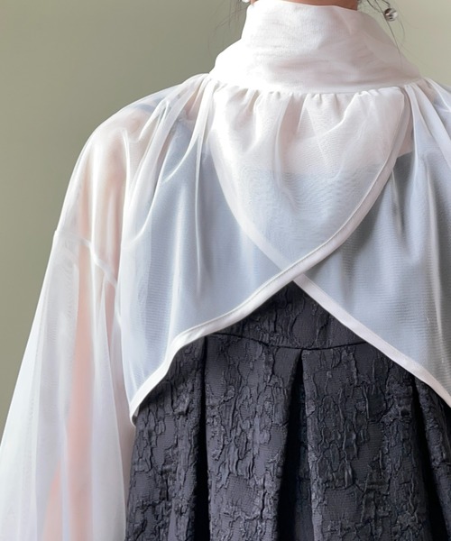 TEVALT（ヴァレット）の「ギャザーチュールトップス（シャツ/ブラウス・レディース・ブラック/グリーン/ホワイト・38）」の8枚目の写真