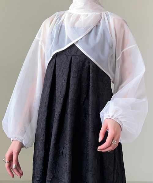 TEVALT（ヴァレット）の「ギャザーチュールトップス（シャツ/ブラウス・レディース・ブラック/グリーン/ホワイト・38）」の7枚目の写真