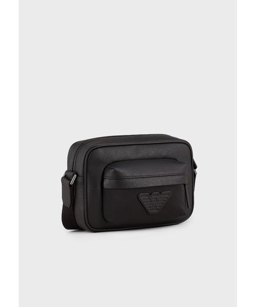 EMPORIO ARMANI（エンポリオアルマーニ）の「【エンポリオ アルマーニ】Armani Sustainability Values ショルダーバッグ（ショルダーバッグ・メンズ・ブラック×ブラック/ブラック系その他・FREE）」の13枚目の写真