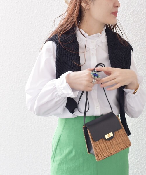 シップス❤️ダブルフリルクレリックブラウス❣️トゥモローランド　アーバンリサーチ SHIPS（シップス）の「*〈手洗い可能〉ダブル フリル クレリック