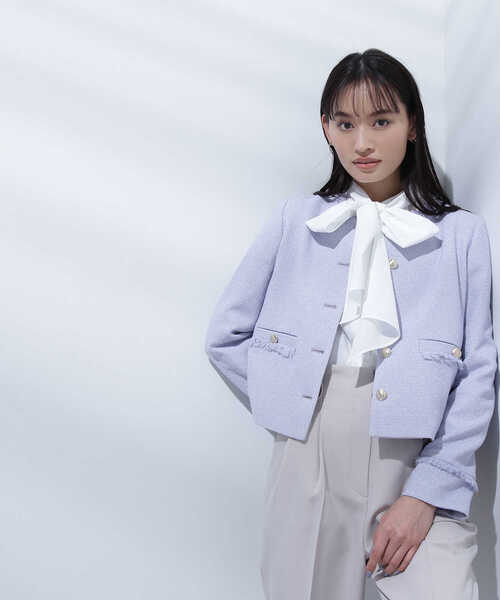 NATURAL BEAUTY BASIC（ナチュラルビューティーベーシック）の「◇ミニツィードノーカラーブルゾン（ノーカラージャケット・レディース・ブルー/オフホワイト・SMALL/MEDIUM）」の16枚目の写真