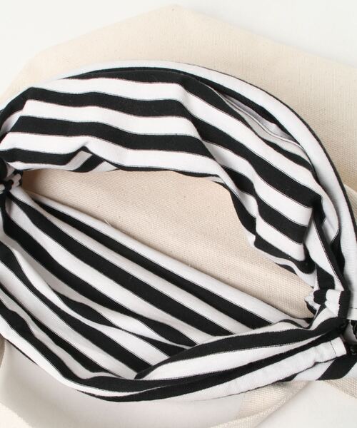 To b. by agnes b.（トゥービーバイアニエスベー）の「WR56 SAC ミニトートバッグ（トートバッグ・レディース・ホワイト系その他・FREE）」の6枚目の写真