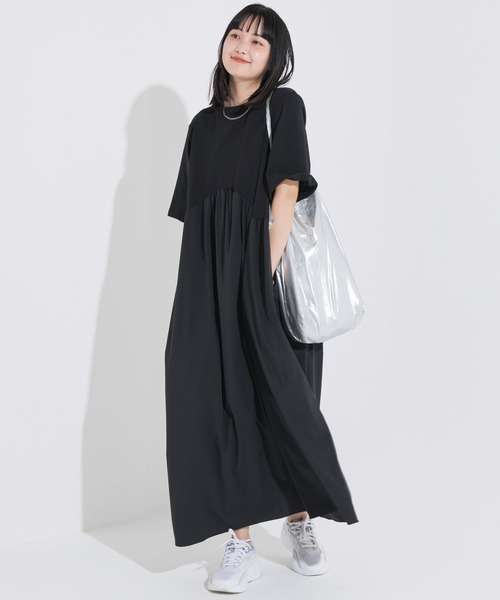 LAVEANGE（ラビアンジェ）の「ギャザー切替マキシワンピース（ワンピース・レディース・ブラック/ネイビー/スミクロ/チャコールグレー/ブルー系その他・3L/5L/M/LL/4L）」の10枚目の写真