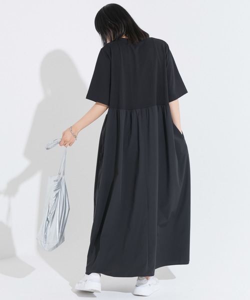 LAVEANGE（ラビアンジェ）の「ギャザー切替マキシワンピース（ワンピース・レディース・ブラック/ネイビー/スミクロ/チャコールグレー/ブルー系その他・3L/5L/M/LL/4L）」の12枚目の写真