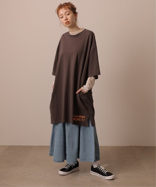 DOUBLE NAME（ダブルネーム）の「LUNCH BREAK BACK刺しゅうBIG Tシャツ