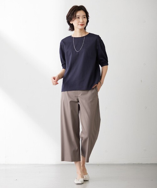 J.PRESS Ladies(J.プレス レディス)の「【WEB限定カラーあり・洗える】ラミーポプリン ボリュームスリーブ ブラウス(シャツ/ブラウス・レディース・イエロー系/ライトグレー系/ふじ色系/ベージュ系/グレー系/ネイビー系・XS)」の14枚目の写真