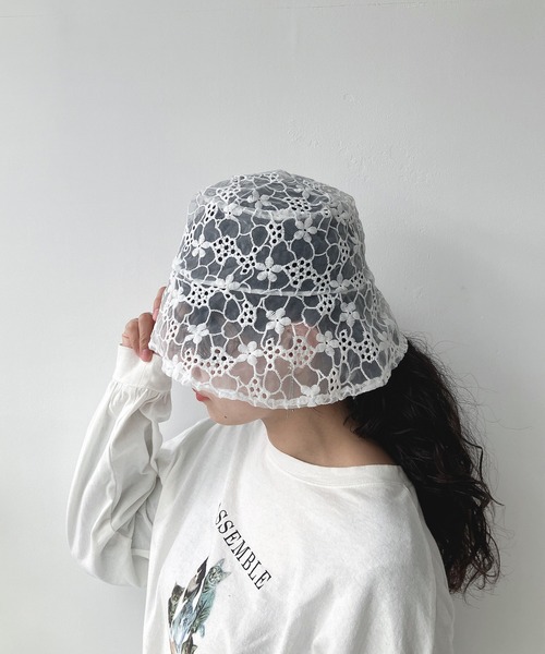 AS KNOW AS plus（アズノゥアズプラス）の「シアー刺繍レースバケットハット（ハット・レディース・ブラック/ホワイト・FREE）」の9枚目の写真