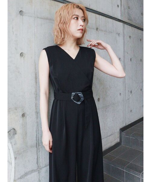 MURUA（ムルーア）の「ウエストタックロンパース（サロペット/オーバーオール・レディース・ブラック/ブルー・FREE）」の7枚目の写真