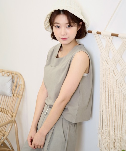 UNE MANSION（ユヌマンション）の「モダンノースリーブ＆ハーフパンツベルトSETセットアップ（セットアップ・レディース・カーキ/ネイビー/ベージュ・FREE）」の18枚目の写真