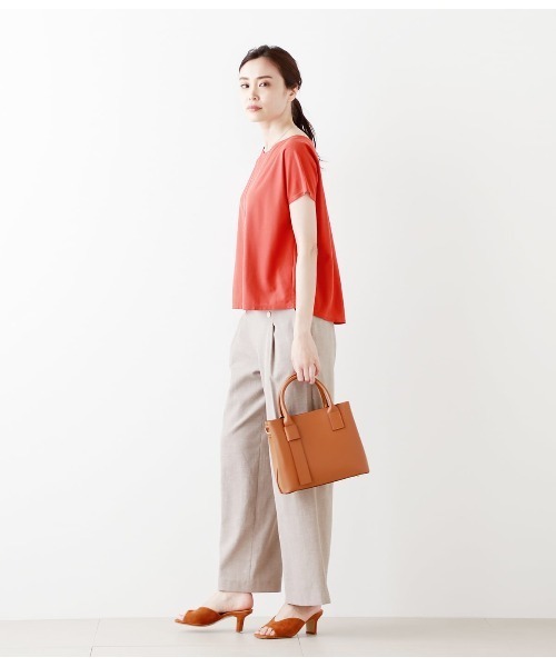 NEWYORKER(ニューヨーカー)の「モダール綿テンセルツイル バックタックカットソー(Tシャツ/カットソー・レディース・ライトグレー/カーキ/レッド・M/L)」の19枚目の写真