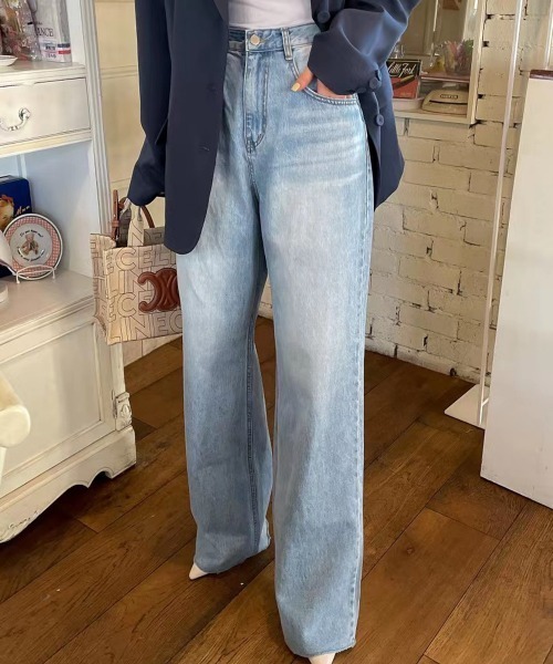 by muni:r（バイ ムニール）の「ハートプリントワイドデニムパンツ（デニムパンツ・レディース・ブルー・SMALL/MEDIUM）」の6枚目の写真