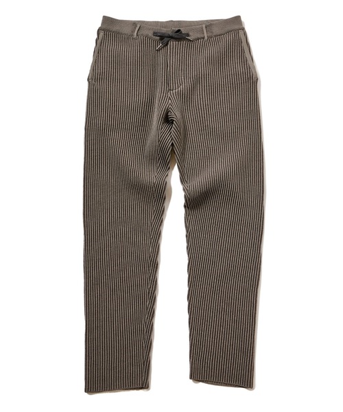 MEN'S BIGI（メンズビギ）の「たて畝ニットジャージイージーパンツ＜セットアップ対応＞（スラックス・メンズ・グレー/ブルー/ブラウン・01/02/03）」の13枚目の写真