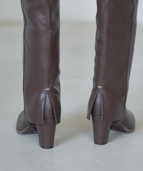 Juze(ジュゼ)の「【2WAY】ロングカバー付きショートブーツ(ブーツ・レディース・ブラック/ダークブラウン・L/M/S)」の7枚目の写真