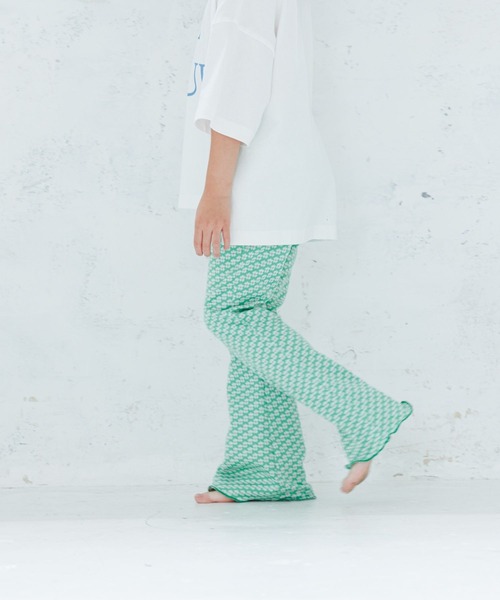 LOWRYS FARM（ローリーズファーム）の「コバナジャガードフレアパンツ　967918（その他パンツ・キッズ・パープル/グリーン/ブラウン・110cm/150cm/140cm/130cm/120cm）」の5枚目の写真