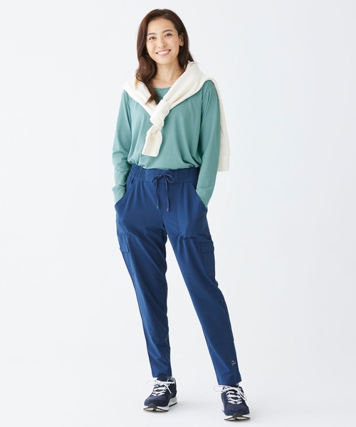 L.L.Bean(エルエルビーン)の「ビヨンド・ソフト・ティ、長袖 米国フィット・プチ(Tシャツ/カットソー・レディース・グリーン/ブラック/ライトアッシュグレー/モーブ系/ライラック/ネイビー・LARGE/SMALL/MEDIUM/X-SMALL)」の19枚目の写真