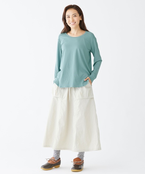 L.L.Bean(エルエルビーン)の「ビヨンド・ソフト・ティ、長袖 米国フィット・プチ(Tシャツ/カットソー・レディース・グリーン/ブラック/ライトアッシュグレー/モーブ系/ライラック/ネイビー・LARGE/SMALL/MEDIUM/X-SMALL)」の16枚目の写真