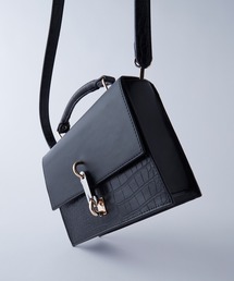 Metal Hook Synthetic Leather Mini Shoulder Bag/メタルフック シンセティックレザー スクエアミニ ショルダーバッグ