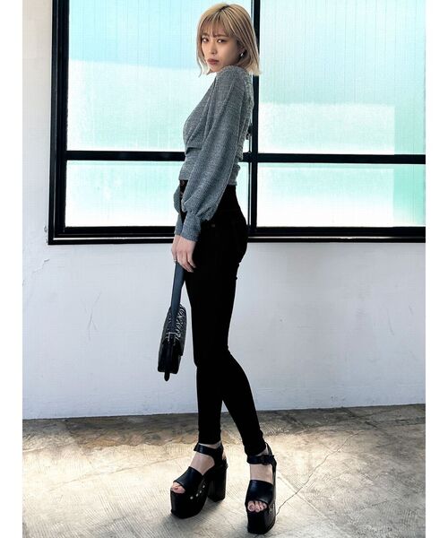 EMODA（エモダ）の「PUFF LAYERED TOPS（Tシャツ/カットソー・レディース・ブラック/グレー/アイボリー/ピンク・FREE）」の8枚目の写真
