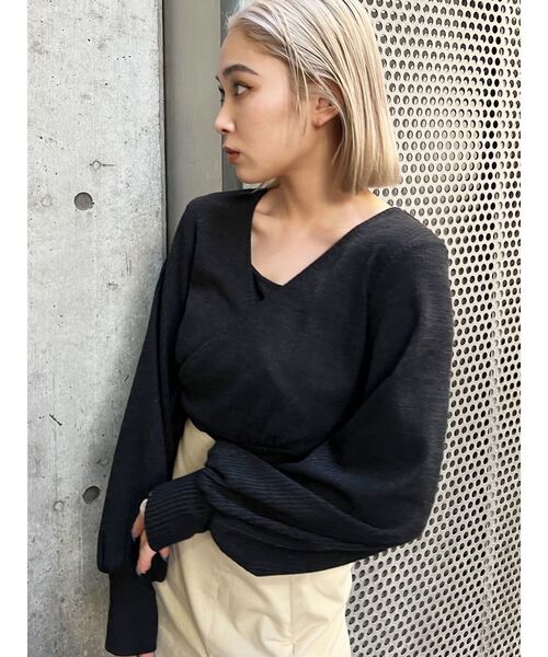 EMODA（エモダ）の「PUFF LAYERED TOPS（Tシャツ/カットソー・レディース・ブラック/グレー/アイボリー/ピンク・FREE）」の16枚目の写真