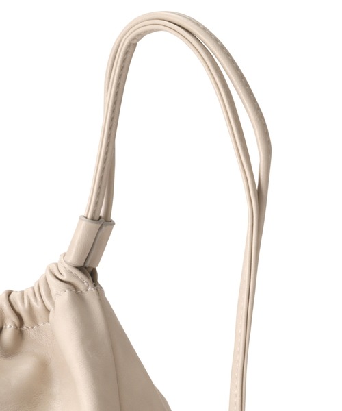 ROSE BUD(ローズバッド)の「ワンショルダードロストバッグ(ショルダーバッグ・レディース・ブラック/ホワイト・FREE)」の11枚目の写真