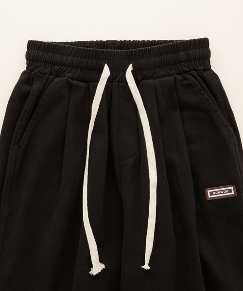 BASQUE magenta（バスクマゼンタ）の「バルーンシルエットタックダーツワイドパンツ（スラックス・メンズ・ブラウン/ブラック・M/L）」の16枚目の写真