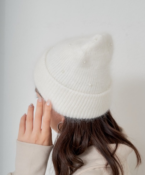 Chico（チコ）の「パール付フェザーニット帽（ニットキャップ