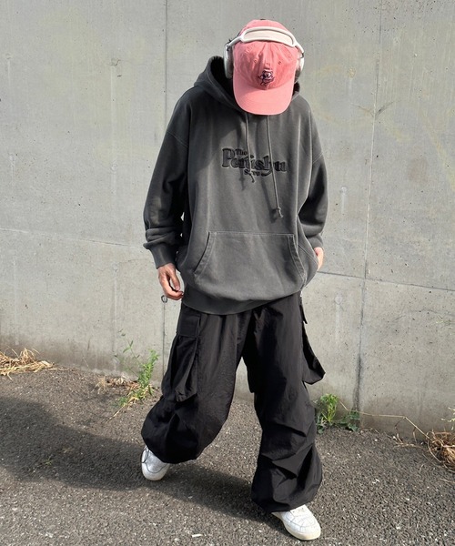 Perushu(ペルーシュ)の「立体刺繍ピグメントフーディー(パーカー・メンズ・杢グレー/ブラック/パープル・MEDIUM/LARGE)」の17枚目の写真