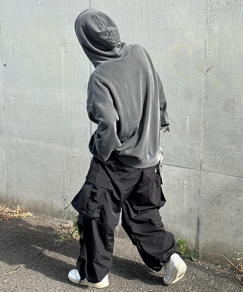 Perushu(ペルーシュ)の「立体刺繍ピグメントフーディー(パーカー・メンズ・杢グレー/ブラック/パープル・MEDIUM/LARGE)」の9枚目の写真