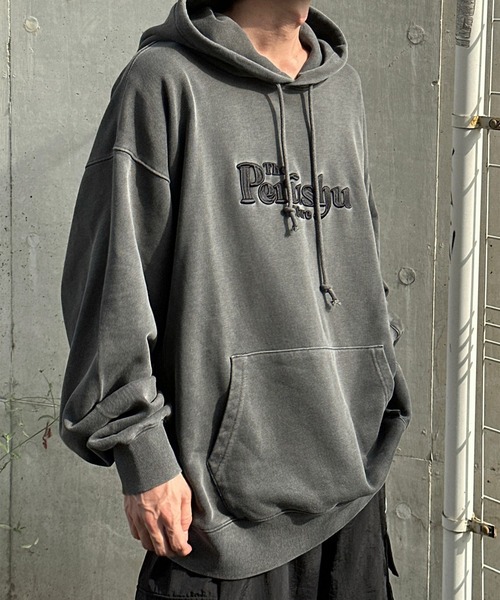 Perushu(ペルーシュ)の「立体刺繍ピグメントフーディー(パーカー・メンズ・杢グレー/ブラック/パープル・MEDIUM/LARGE)」の5枚目の写真