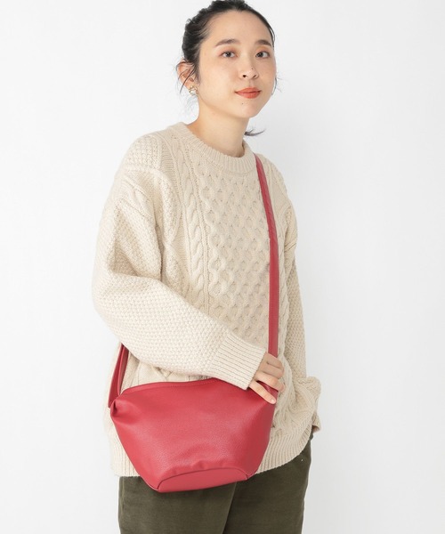 studio CLIP（スタディオクリップ）の「舟形ワンマイルショルダーバッグ（ショルダーバッグ・レディース・ブラック/ブラウン/アイボリー/レッド・FREE）」の5枚目の写真