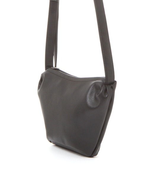 studio CLIP（スタディオクリップ）の「舟形ワンマイルショルダーバッグ（ショルダーバッグ・レディース・ブラック/ブラウン/アイボリー/レッド・FREE）」の15枚目の写真