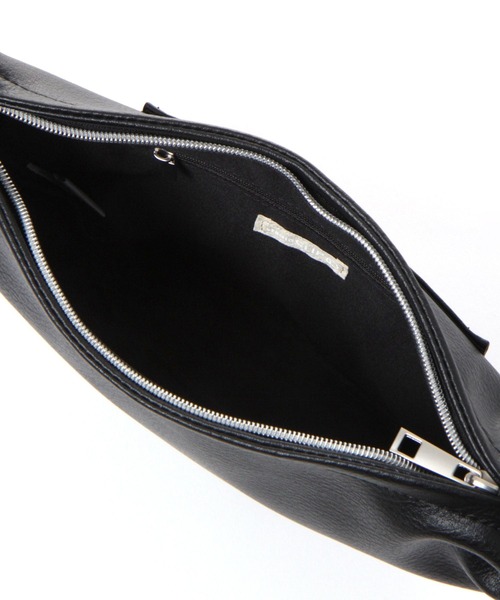 studio CLIP（スタディオクリップ）の「舟形ワンマイルショルダーバッグ（ショルダーバッグ・レディース・ブラック/ブラウン/アイボリー/レッド・FREE）」の22枚目の写真