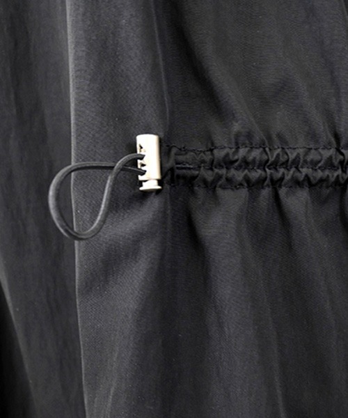 STYLEBLOCK(スタイルブロック)の「タフタドロストボリュームスリーブワンピース(ワンピース・レディース・ホワイト系その他/ブラック/チャコールグレー・M)」の5枚目の写真