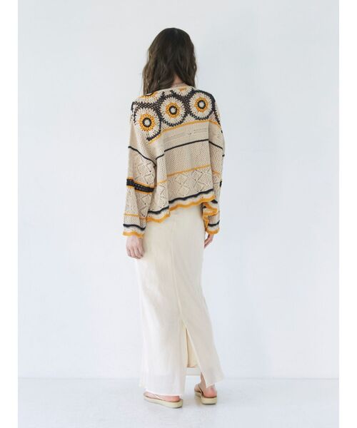 Ungrid(アングリッド)の「フィットサテンスカート(スカート・レディース・アイボリー/ブルー・SMALL/MEDIUM)」の13枚目の写真