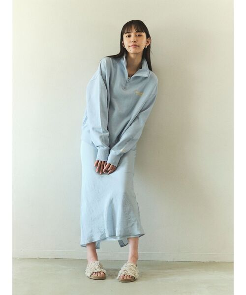 Ungrid(アングリッド)の「フィットサテンスカート(スカート・レディース・アイボリー/ブルー・SMALL/MEDIUM)」の20枚目の写真