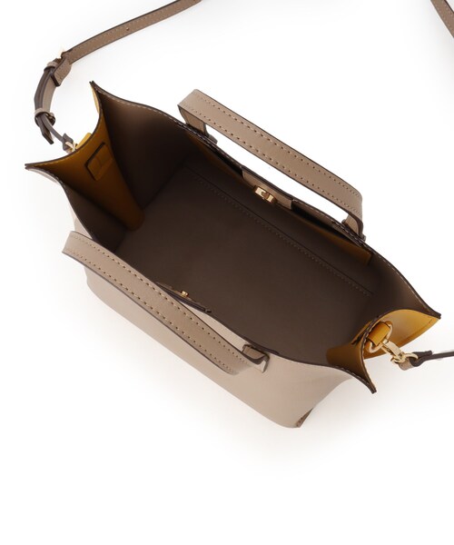 UNTITLED（アンタイトル）の「◆カラースリットトート（トートバッグ・レディース・グリーン系5/ライトイエロー系5/ベージュ系4/ブルー系その他6/オフホワイト・99）」の18枚目の写真