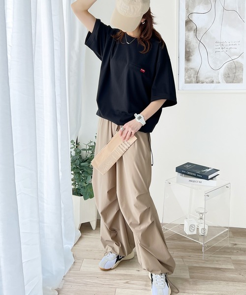 《JaVaジャバコラボ》シンプルなのに格上げ。綿100％シルケット素材裾ドロストオーバーサイズTシャツ