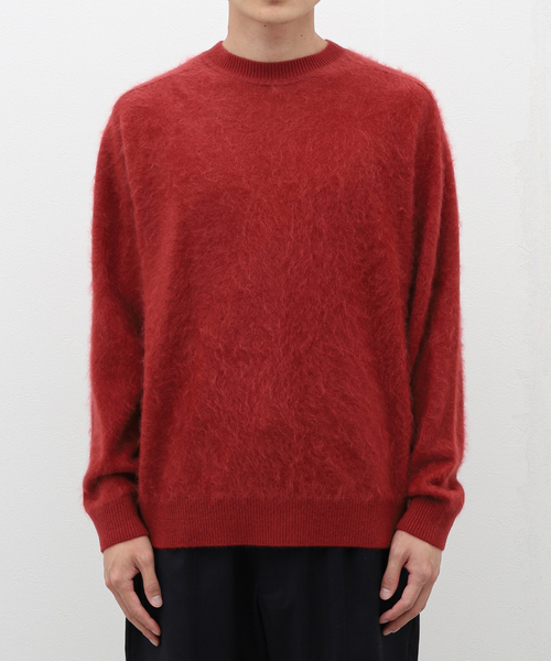 EDIFICE LA BOUCLE（エディフィスラブークル）の「【LA BOUCLE / ラブ―クル】ファーカシミヤ C/N（ニット/セーター・メンズ・ブラック/レッド/ライトグレー/ピンク/サックスブルー・LARGE/MEDIUM）」の5枚目の写真