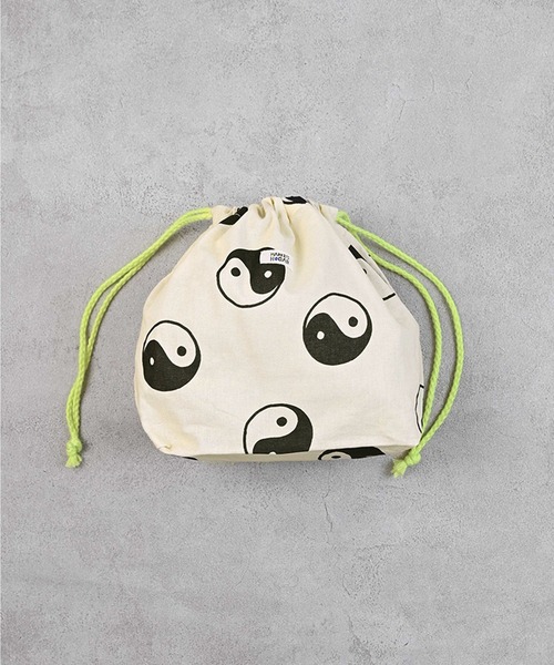 MARKEY'S（マーキーズ）の「[26年春夏新色＆再入荷]ソウガラ巾着(M)（ポーチ・キッズ・ライトグレー/ホワイト/ラベンダー/ブラック/アイボリー/オレンジ/ブルー/グリーン/ブラウン/ターコイズブルー/ベージュ/レッド/ホワイト系その他/グリーン系その他/キャメル/ライトブルー/ブルー系その他・M）」の4枚目の写真