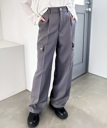タックワイドストレートカーゴパンツ