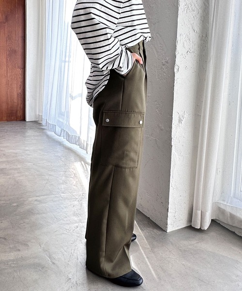 GeeRA(ジーラ)の「タックワイドストレートカーゴパンツ(カーゴパンツ・レディース・グレー/ブラック/カーキ・SMALL/MEDIUM/LARGE/X-LARGE)」の15枚目の写真