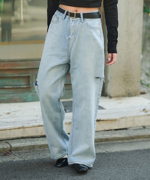 SPINNS（スピンズ）の「サイドカットデザイン デニムワイドパンツ（デニムパンツ・レディース・ブルー/その他/ブラック・S/M）」の6枚目の写真