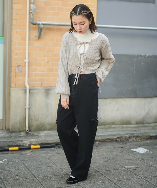 SPINNS（スピンズ）の「サイドカットデザイン デニムワイドパンツ（デニムパンツ・レディース・ブルー/その他/ブラック・S/M）」の17枚目の写真