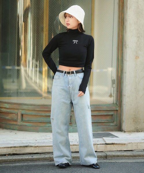 SPINNS（スピンズ）の「サイドカットデザイン デニムワイド