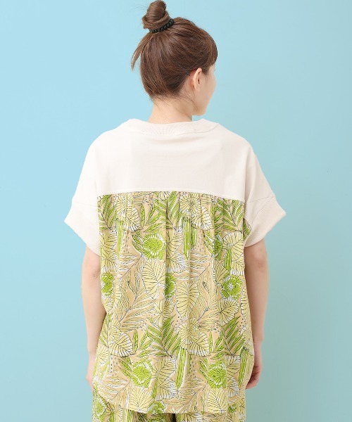 チチカカ(チチカカ)の「Rico エコフレンドリーダイ ブロックプリントリーフフラワープルオーバー(Tシャツ/カットソー・レディース・ベージュ/ブラック・FREE)」の13枚目の写真