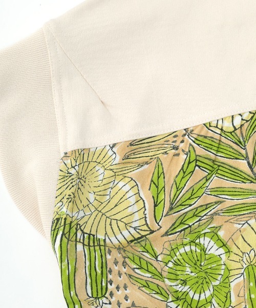 チチカカ(チチカカ)の「Rico エコフレンドリーダイ ブロックプリントリーフフラワープルオーバー(Tシャツ/カットソー・レディース・ベージュ/ブラック・FREE)」の11枚目の写真